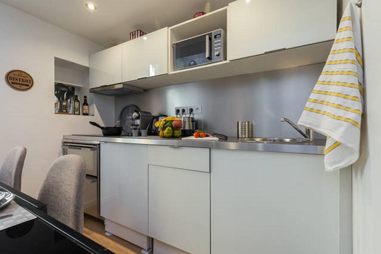 Angle Droit- Loft Charmant Et Atypique, Climatisation, Vieux-นีซ ภายนอก รูปภาพ