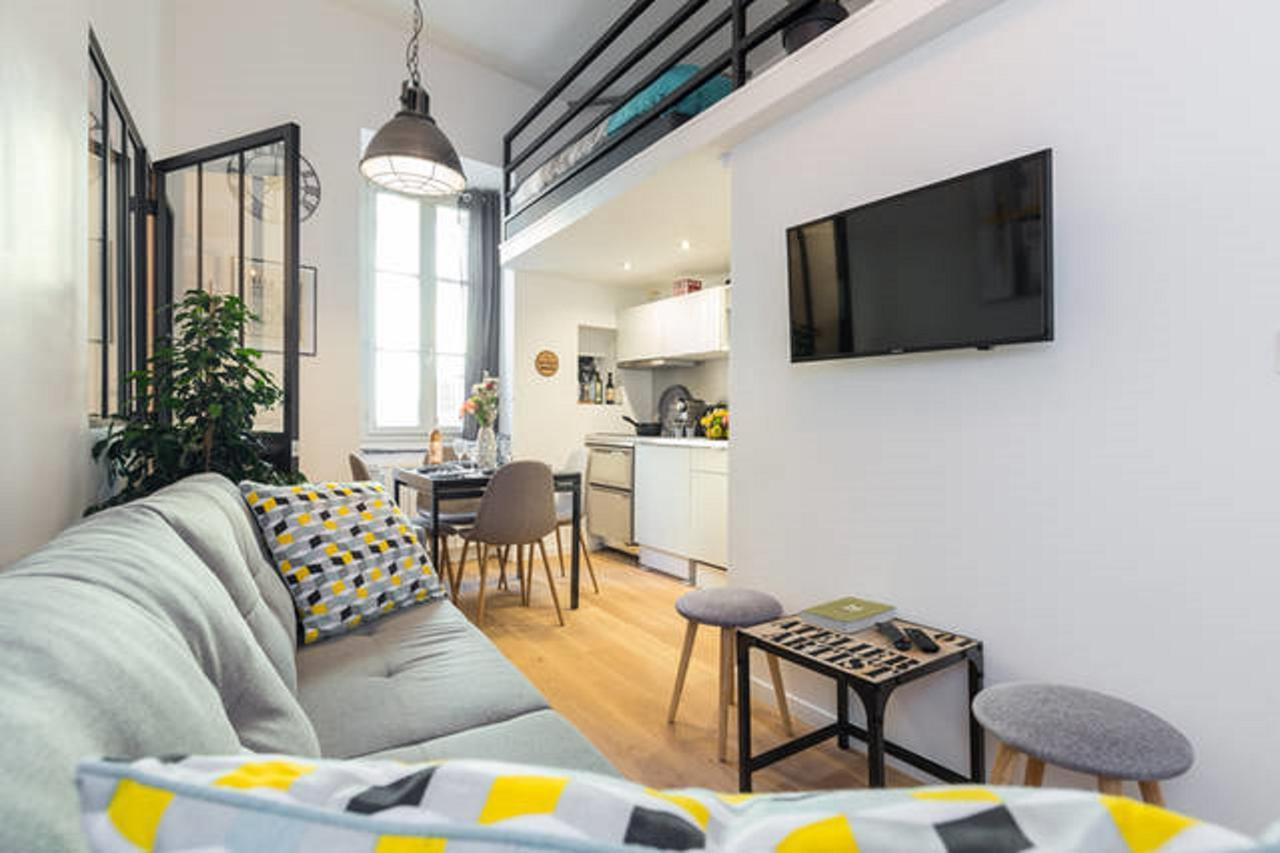 Angle Droit- Loft Charmant Et Atypique, Climatisation, Vieux-นีซ ภายนอก รูปภาพ